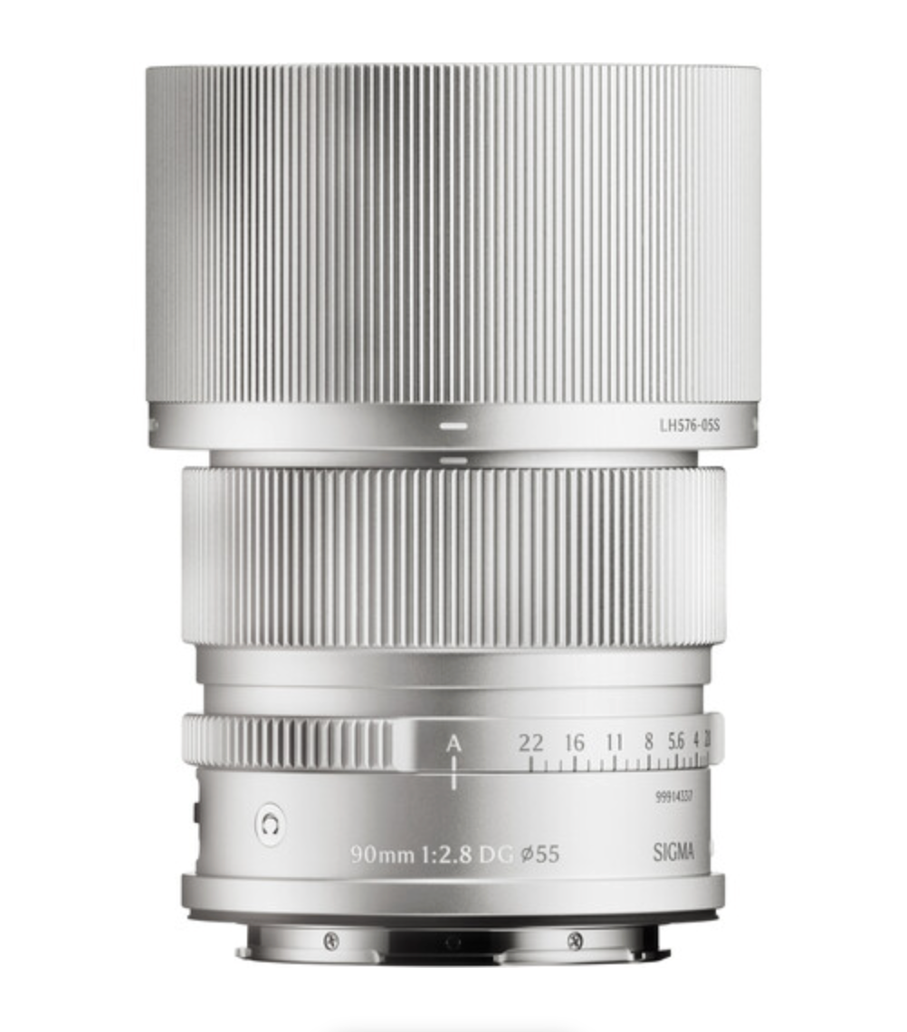 Sigma 90mm f/2.8 DG Contemporary Lens (L-Mount, Silver)