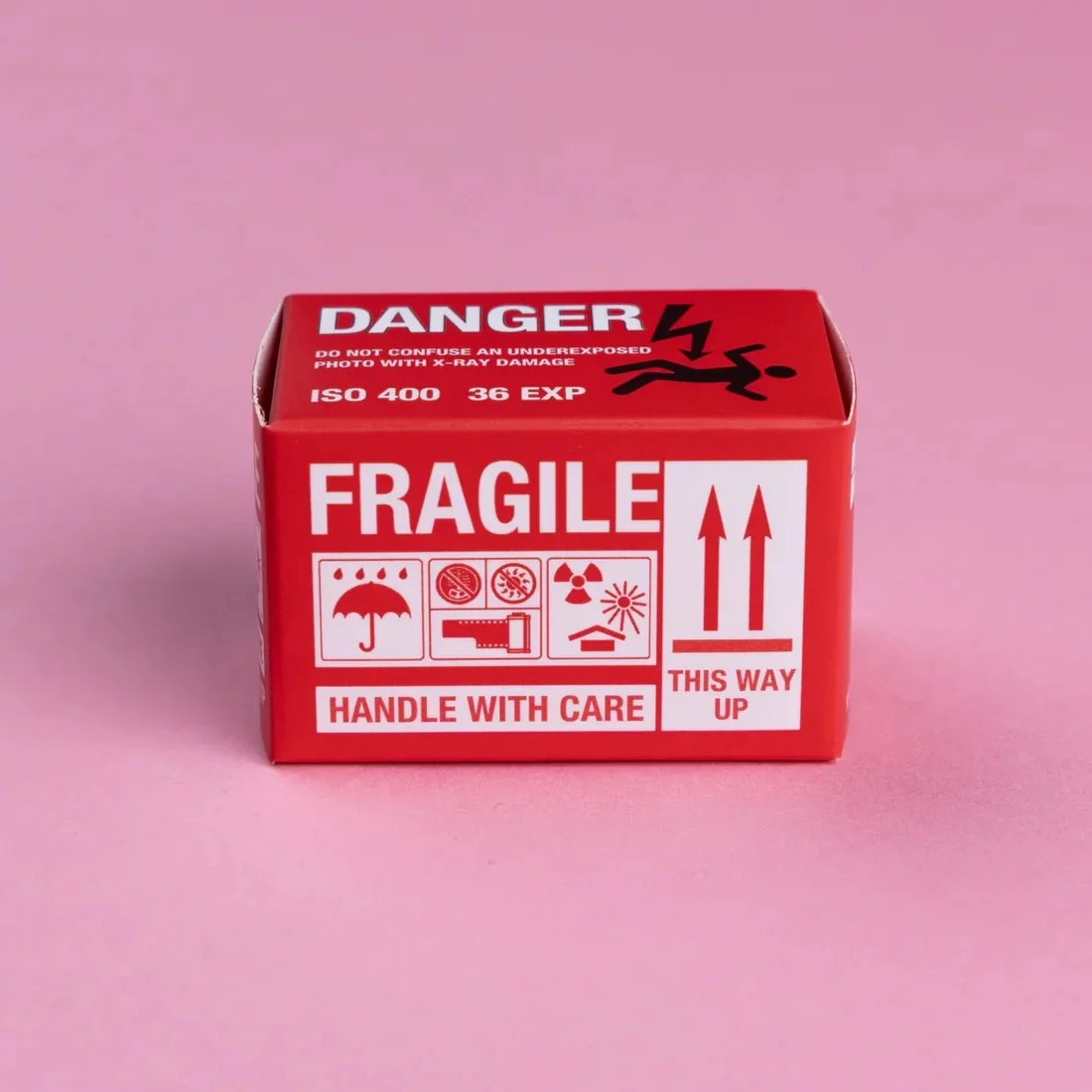Mr. Negative Fragile 400 Color Negative Film (35mm Roll Film, 36 Exposures)