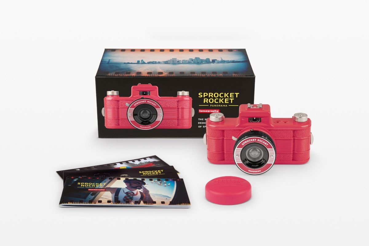 Lomography Sprocket Rocket 35 mm Panoramic Camera Bittersweet - B&C Camera