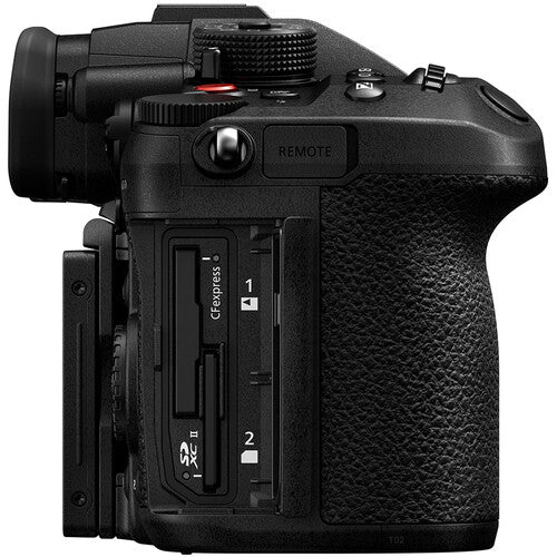 Shop Panasonic LUMIX GH7 Kit with 12-60mm f/2.8-4 Lens by Panasonic at B&C Camera