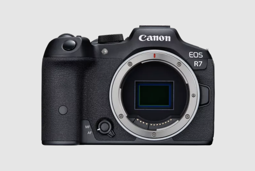 Canon EOS R7 Content Creator Kit