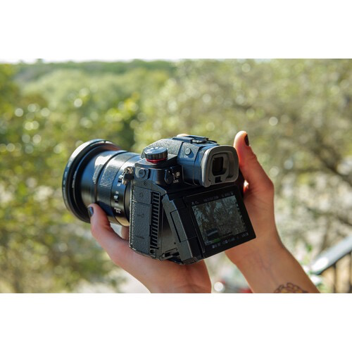 Panasonic Lumix GH6 Mirrorless Camera with 12-60mm f/2.8-4 Lens