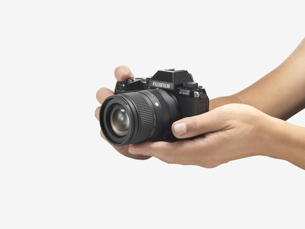 Shop SIGMA 18-50mm F2.8 DC DN|Contemporary for FUJIFILM X Mount Lens by Sigma at B&C Camera
