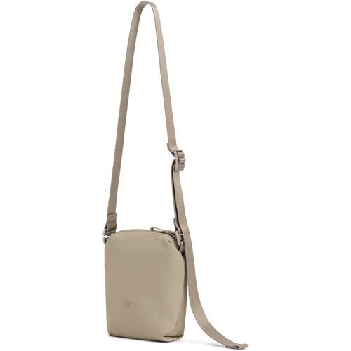 Urth Andesite 2L Camera Pouch - Sand - B&C Camera