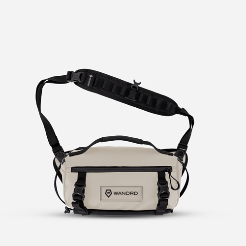 WANDRD ROGUE SLING - 6L ベージュ WANDRD ROGUE Sling 6L - Tan by WANDRD at B&C Camera