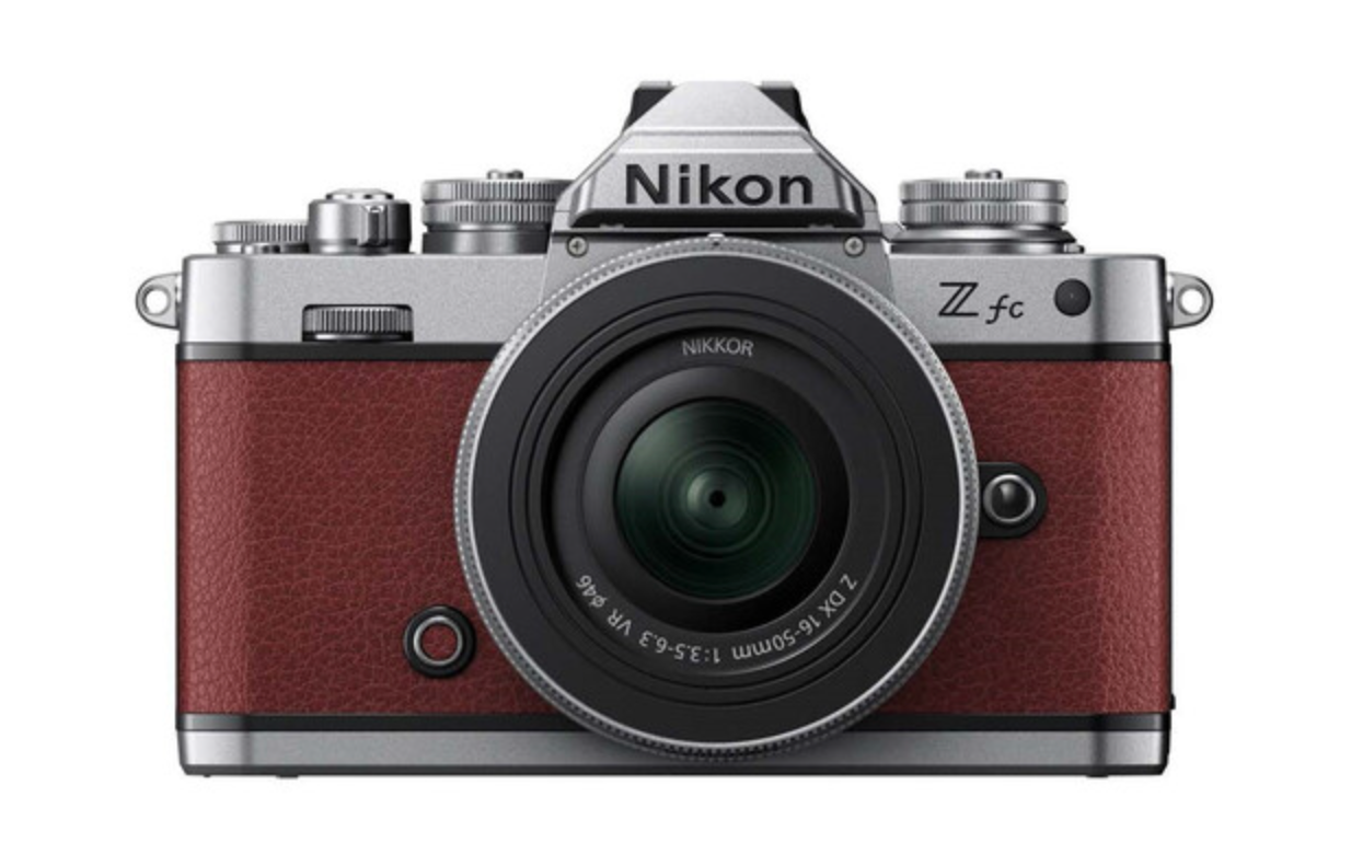 Nikon Zfc Mirrorless Camera with 16-50mm f/3.5-6.3 Lens (Crimson Red)