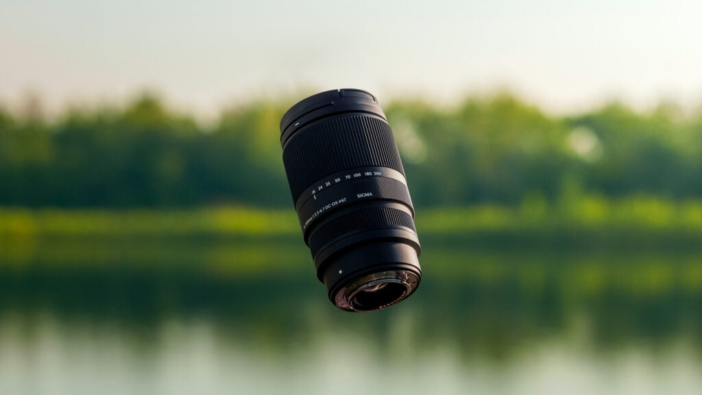 Sigma 20-200mm F3.5-6.3 DG Contemporary Lens for L Mount