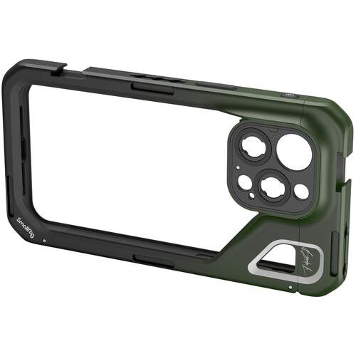 SmallRig x Brandon Li Mobile Video Cage for iPhone 15 Pro Max Co-design Edition