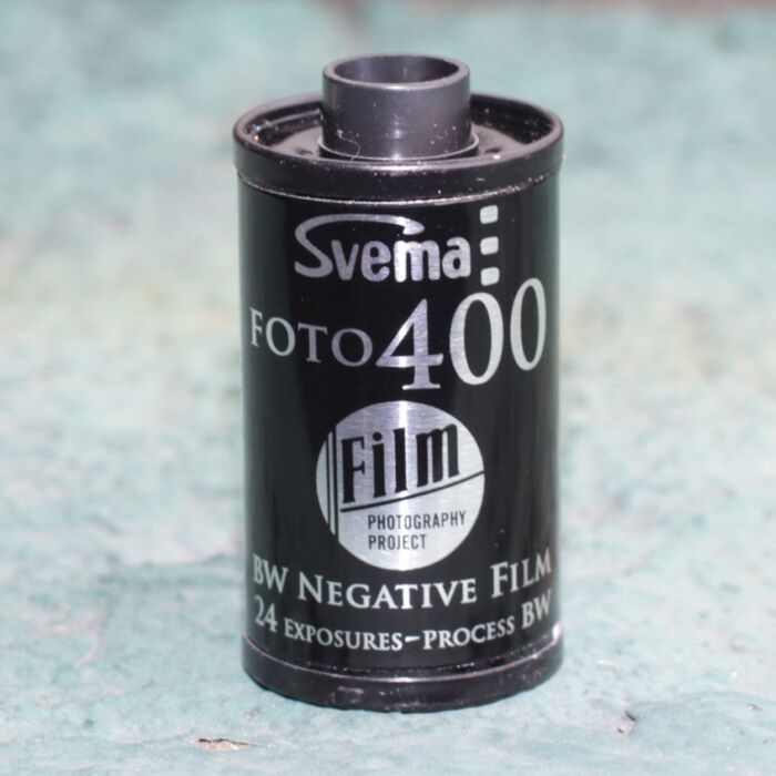 Film Photography Project Svema Foto Black & White Film - ISO 400 (35mm) (24 Exposures) (1 Roll)