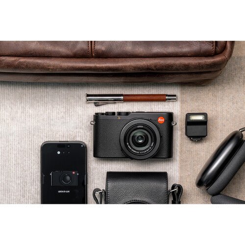 Leica D-Lux 8 Digital Camera - B&C Camera