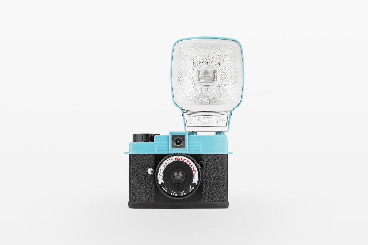 Lomography Half - frame Lomourette - B&C Camera