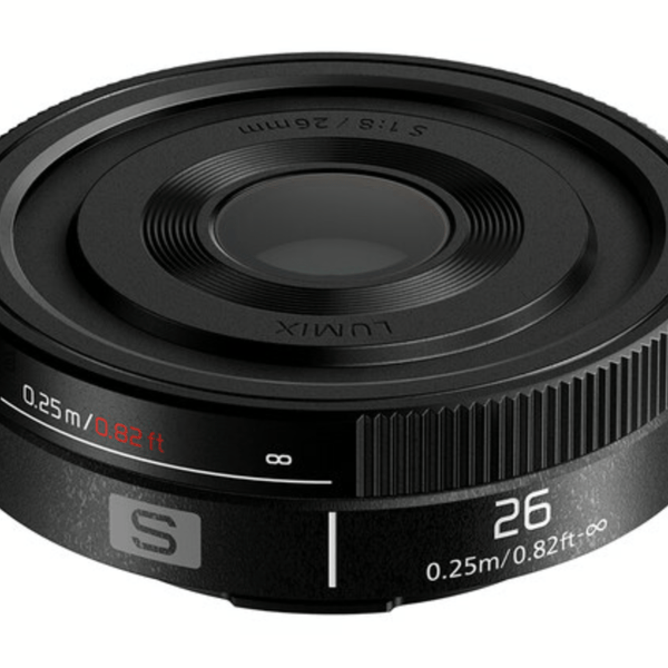 panasonic-lumix-s-26mm-f8-lens