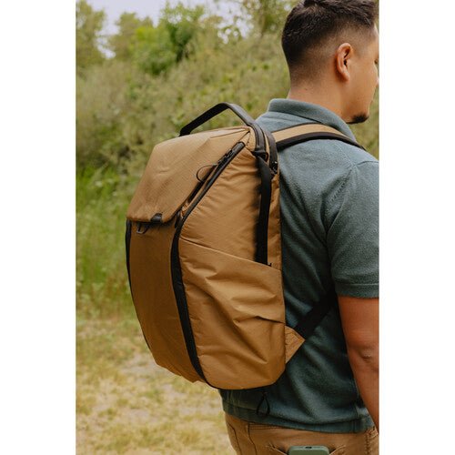 Peak Design Everyday Backpack 30L v2 Coyote - B&C Camera