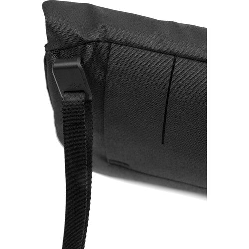 Peak Design Field Pouch v2 (Black) - B&C Camera