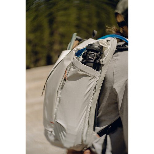 Peak Design Outdoor Backpack 25L Cloud - B&C Camera