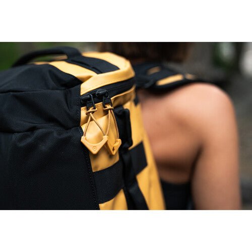 WANDRD CARRYALL Duffel 30L Dallol Yellow - B&C Camera