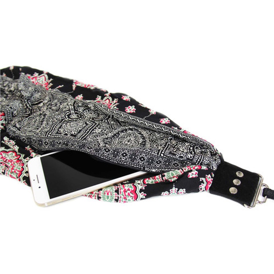 Capturing Couture Pocket Scarf Strap: Blackberry