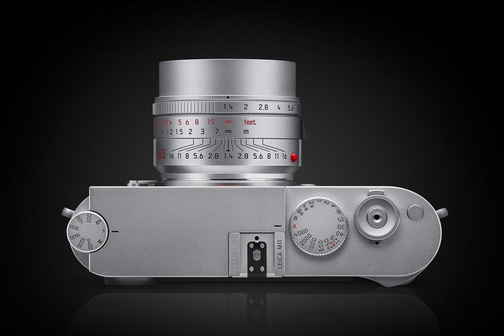 Leica Summilux-M 35 f/1.4 ASPH. Silver (open box)