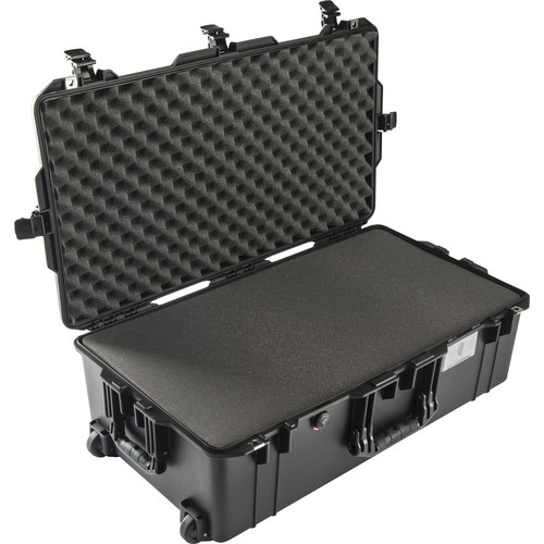 Pelican 1615Air Carry-On Case with Foam (Black)