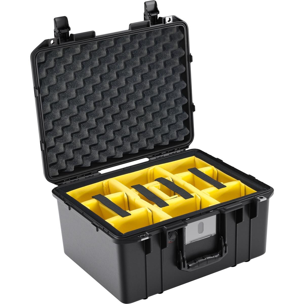 Pelican 1557WD Protector Case with Padded Dividers, Black