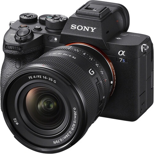 Sony FE PZ 16-35mm f/4 G Lens