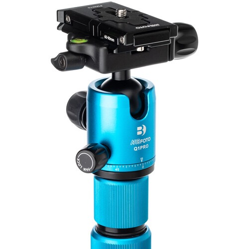 Benro MeFOTO RoadTrip Pro Carbon Fiber Series 1 Travel Tripod with Ball Head and Monopod (Pacific Blue)