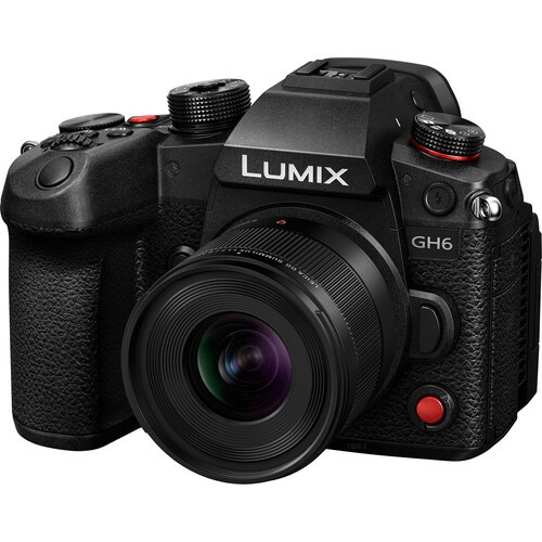 Leica DG SUMMILUX 9mm F1.7 | camillevieraservices.com