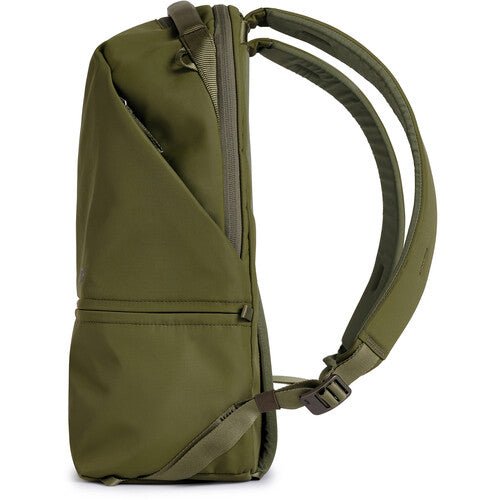 Urth Arkose 20L Backpack + Camera Insert - Moss - B&C Camera